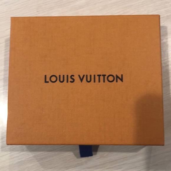 Louis Vuitton small gift box